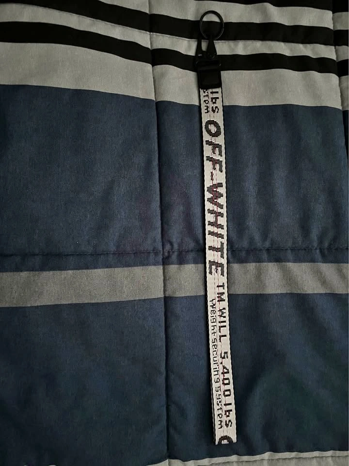 Off White Keychain
