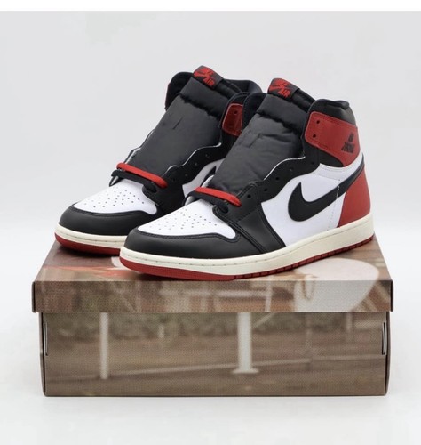 Jordan Air Jordan 1 Retro High OG Black/White/Red Sneakers - photo 2