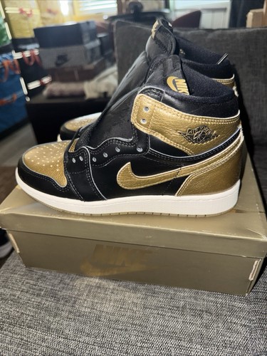 Air Jordan Retro 1 Size 10 Men’s - photo 3