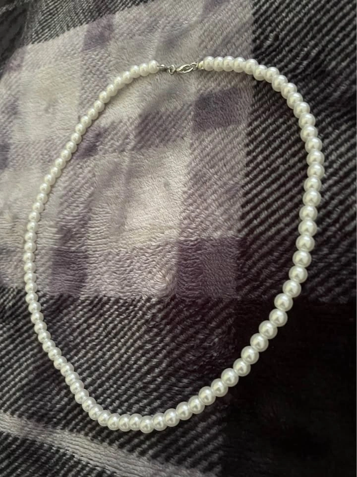 Pearl Necklace (Fashion) - photo 3
