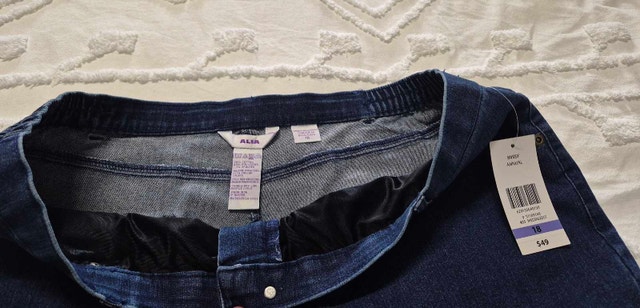 Ladies Alia Jeans - Brand New - photo 2