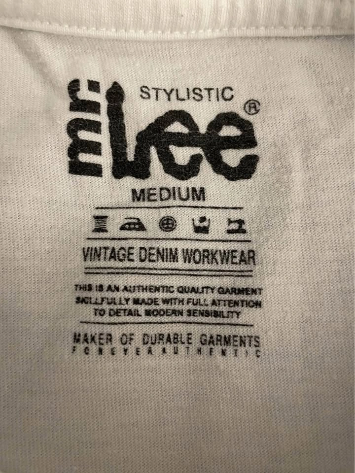 Graphic Printed Lee’s Shirt - photo 3
