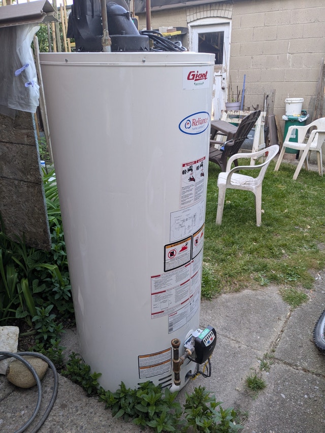 Extra-Large Gas Water Heater For Sale - photo 2