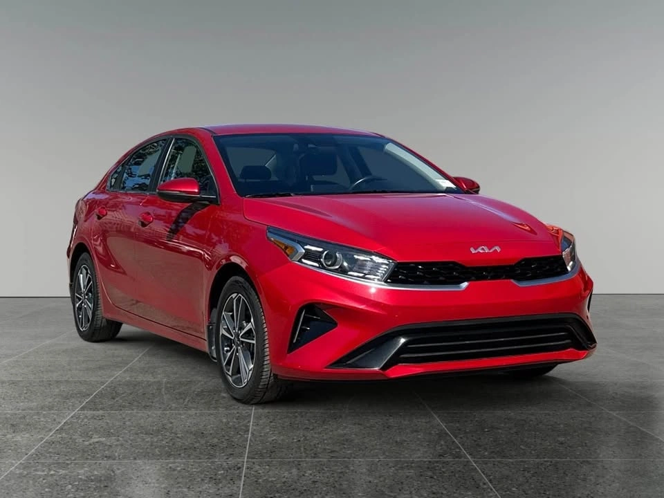 2024 Kia Forte - photo 2
