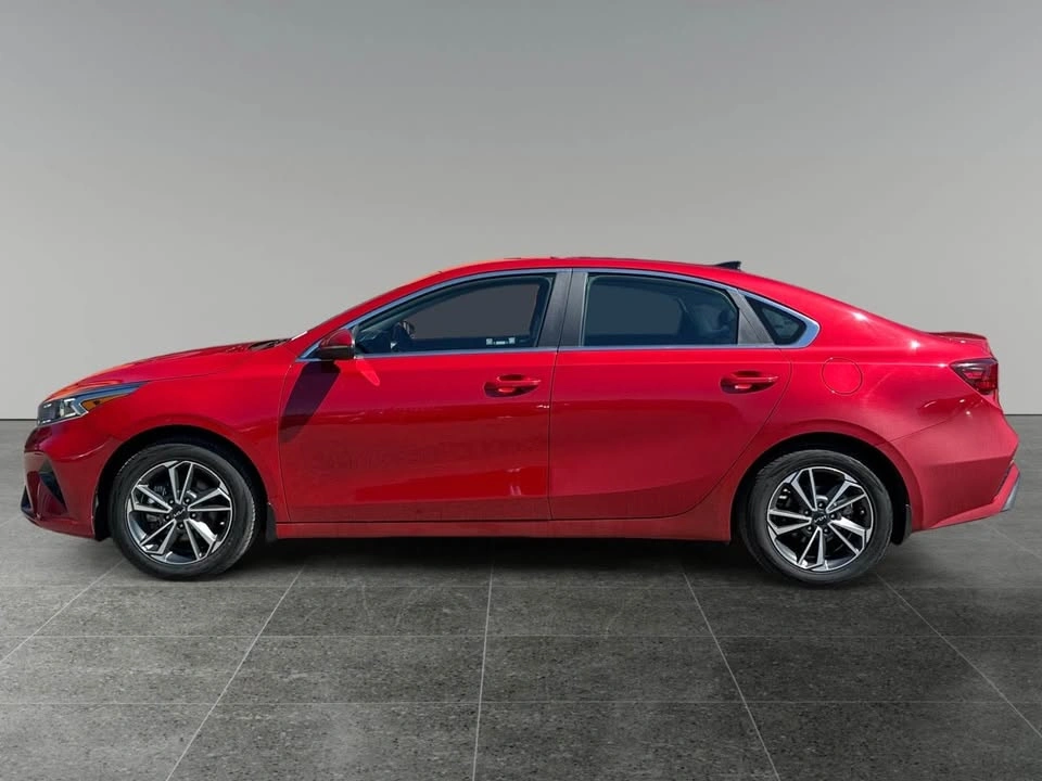 2024 Kia Forte - photo 3
