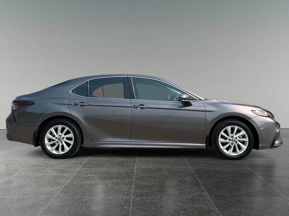 2024 Toyota Camry - photo 4