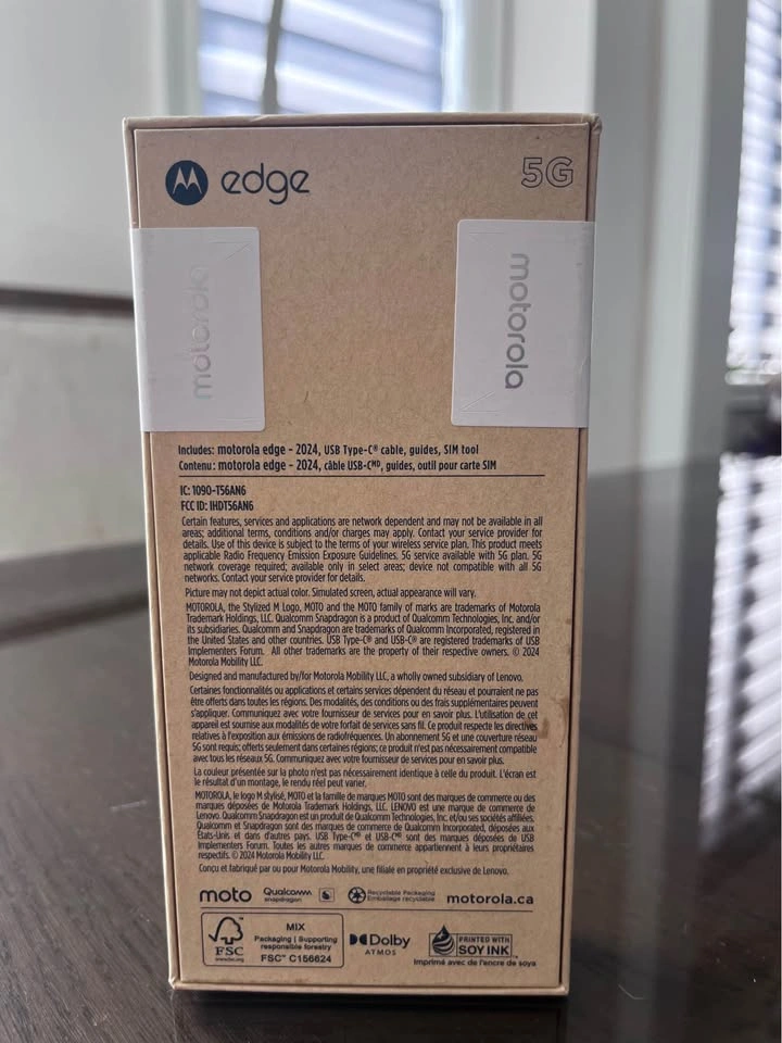 Sealed Motorola Edge (2024) 256GB Midnight Blue - photo 3