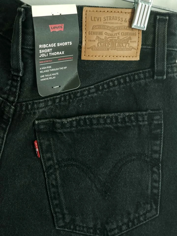 NEW Levi's Ribcage Shorts Black – Women's Size 25 – NWT - photo 2