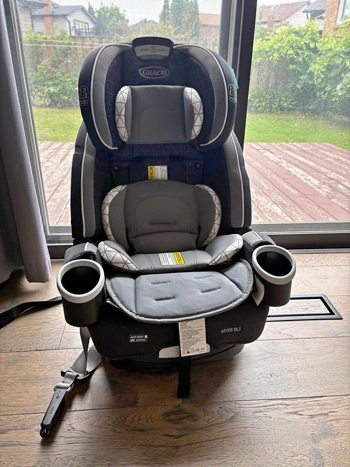 Car seat for sale