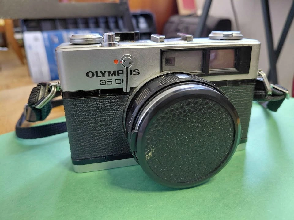 FOR SALE Vintage Olympus 35 DC Range Finder Camera