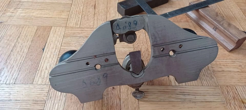 FOR SALE: #71 Stanley Router Plane - photo 3