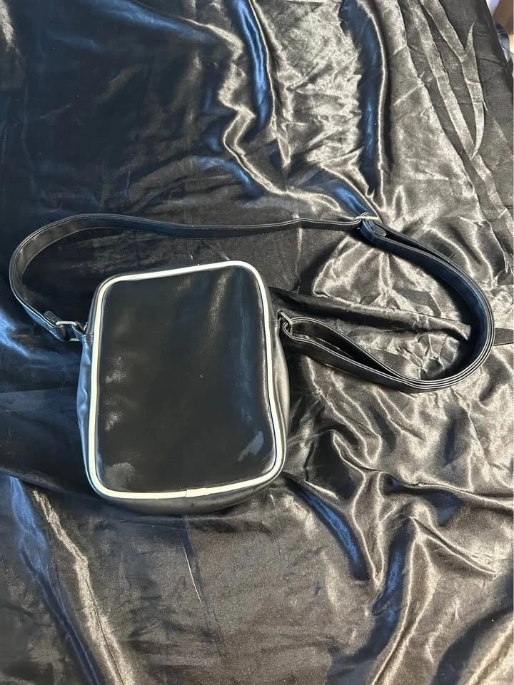 Y2K crossbody bag - photo 2