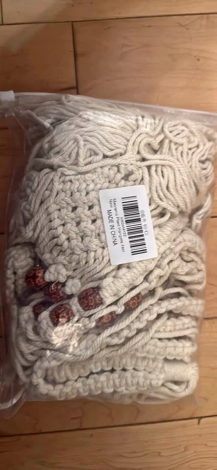 Brand new set of 4 beige cotton macrame plant hangers