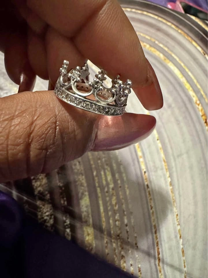 Size 6.5 crown ring