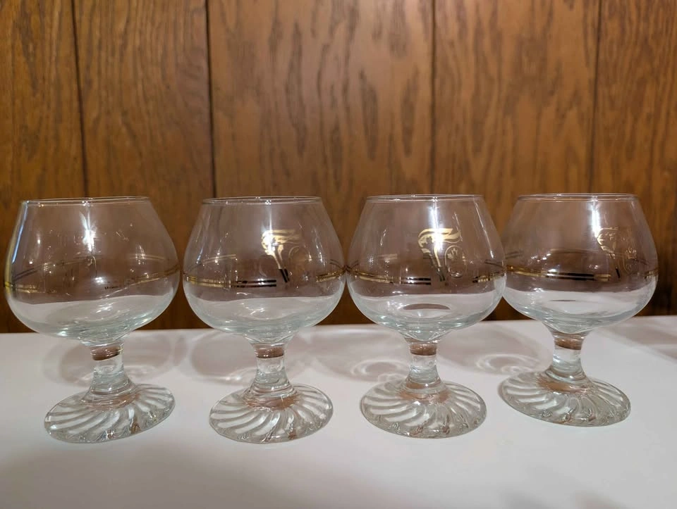 Vintage 1988 Calgary Winter Olympics Petro-Canada Glassware Set - photo 3