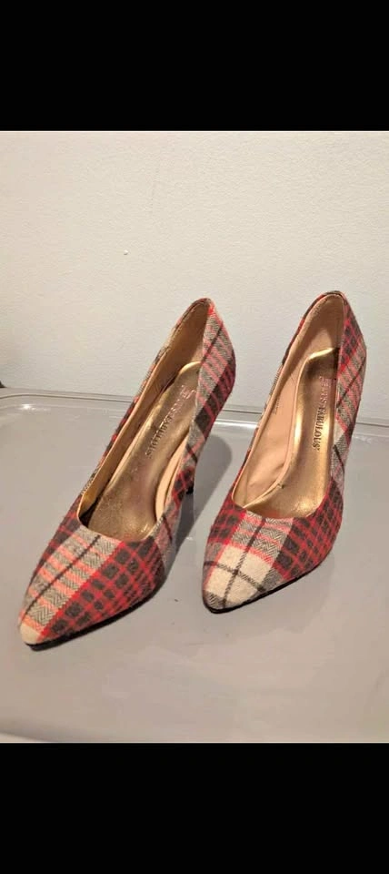 Fabs Fabulous Pointed-toe stiletto pumps