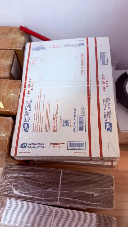 USPS Priority Mail Envelope And Boxes - photo 4