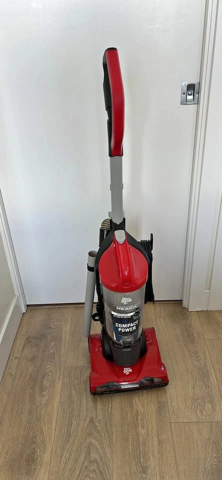 Dirt devil vacuum