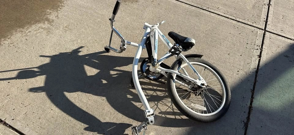 Tag along bike attachment - photo 2