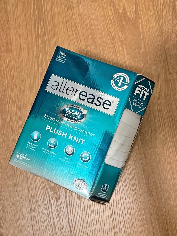 Allerease Twin Fitted Mattress Protector