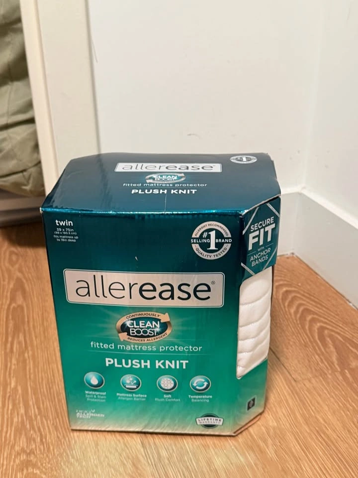 Allerease Twin Fitted Mattress Protector - photo 2