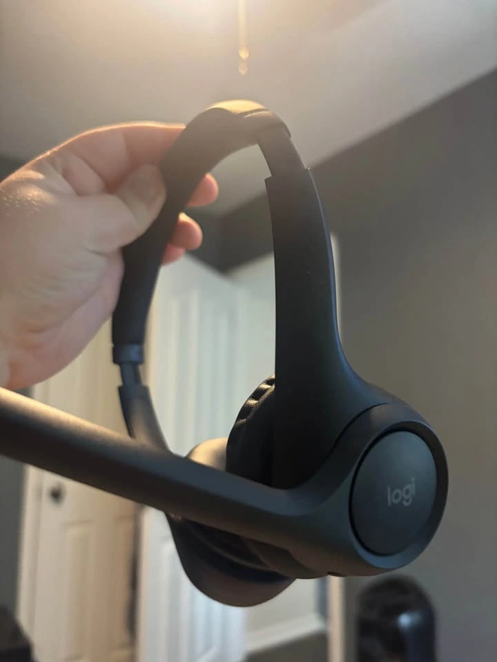 Logitech Zone 300 Wireless Bluetooth Headset - Excellent Conditi - photo 3