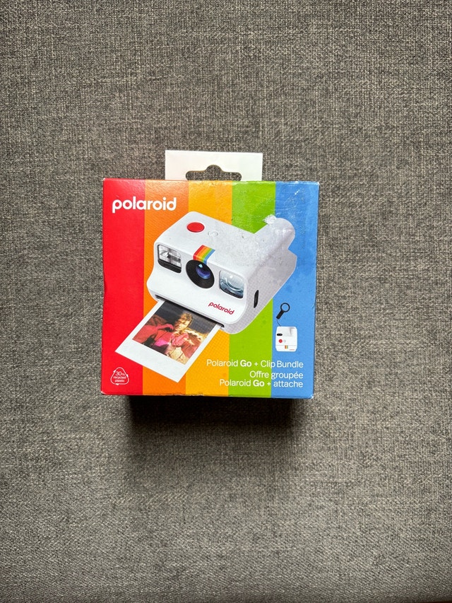 Polaroid Go + Clip Bundle