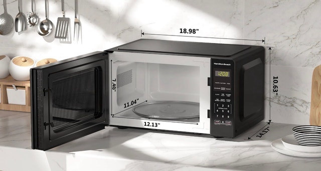 Hamilton Beach 0.9 CuFt Microwave
