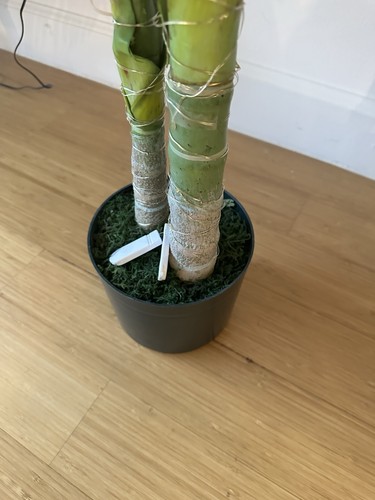 Artificial Green Palm Tree Houseplant in Pot, Plastic Faux Plant - photo 4