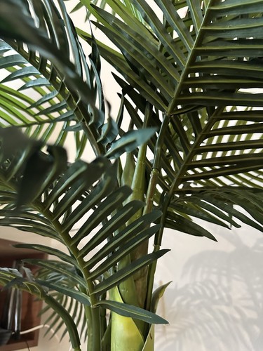 Artificial Green Palm Tree Houseplant in Pot, Plastic Faux Plant - photo 5