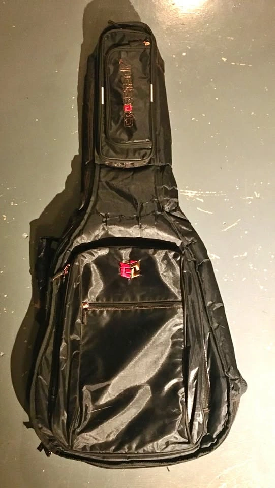 Crossrock padded acoustic guitar gig bag