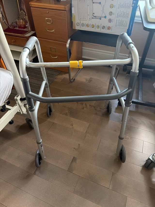 Medical equipment - photo 3