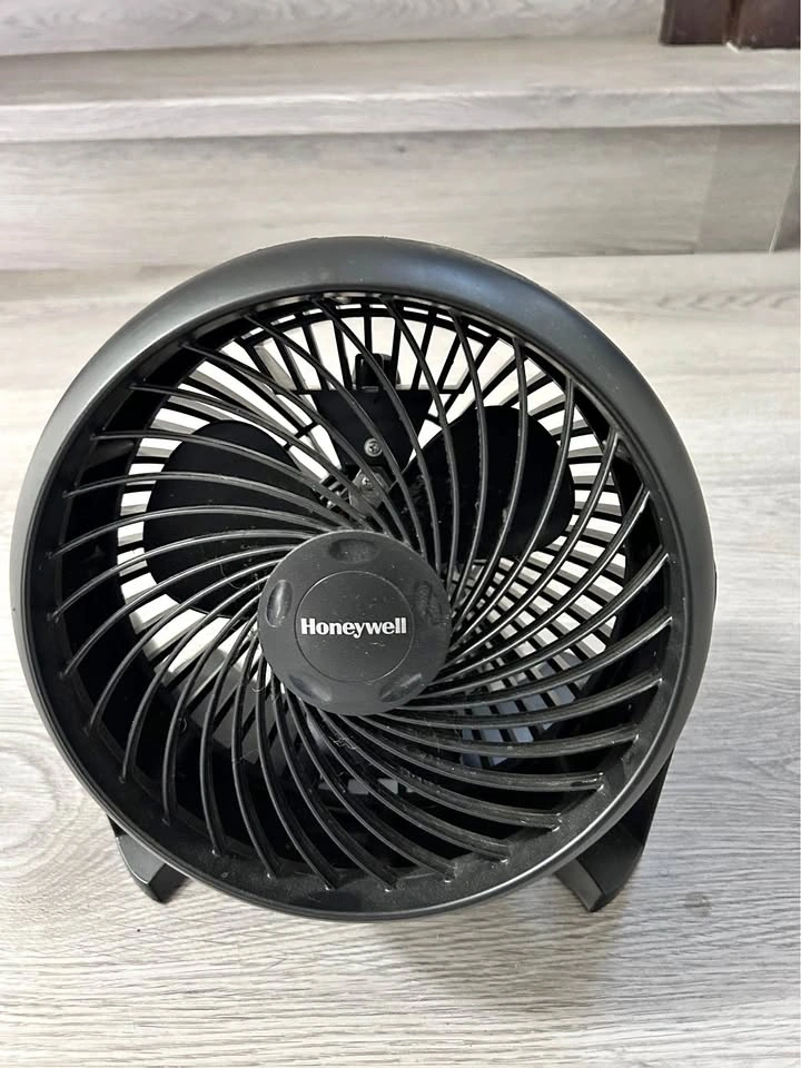 Honeywell Portable Table Fan