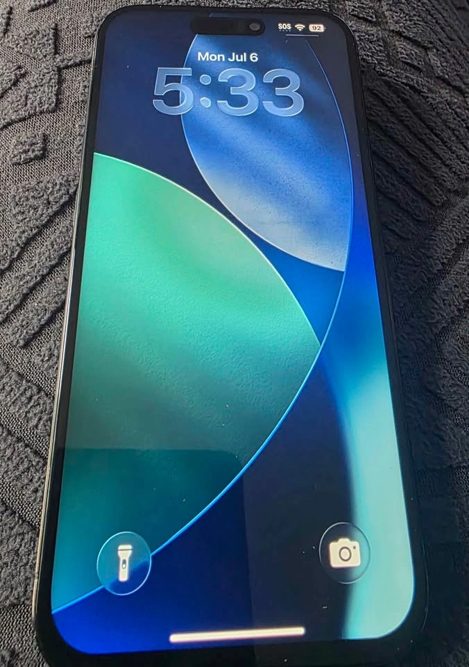Apple iphone 15 pro Titanium Black - photo 2