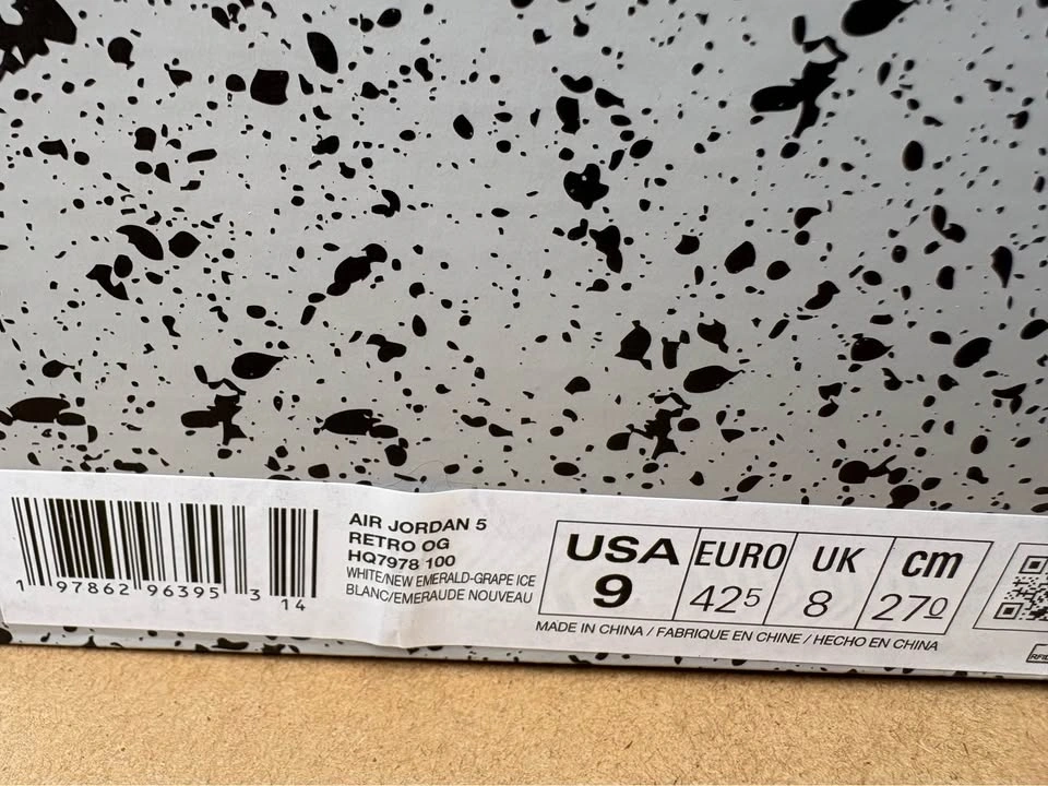 BNIB Air Jordan 5 Retro OG Grape Ice - photo 2
