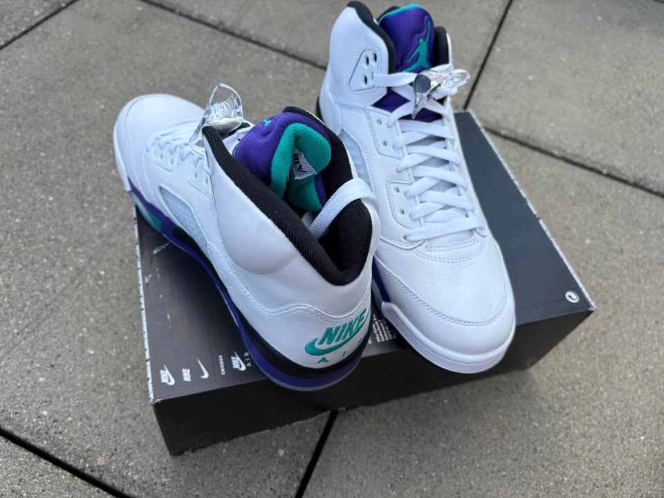 BNIB Air Jordan 5 Retro OG Grape Ice - photo 4