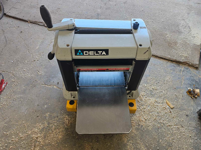 13" Delta Thickness Planer - photo 3
