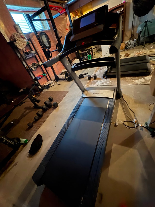 NordicTrack Elite 1000 Treadmill