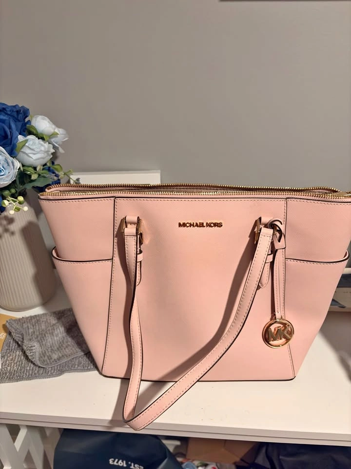Michael Kors Charlotte leather tote