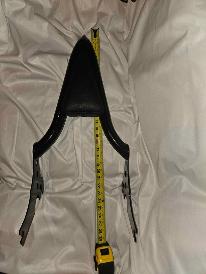 Passenger Sissy Bar – black– Excellent Condition - photo 2