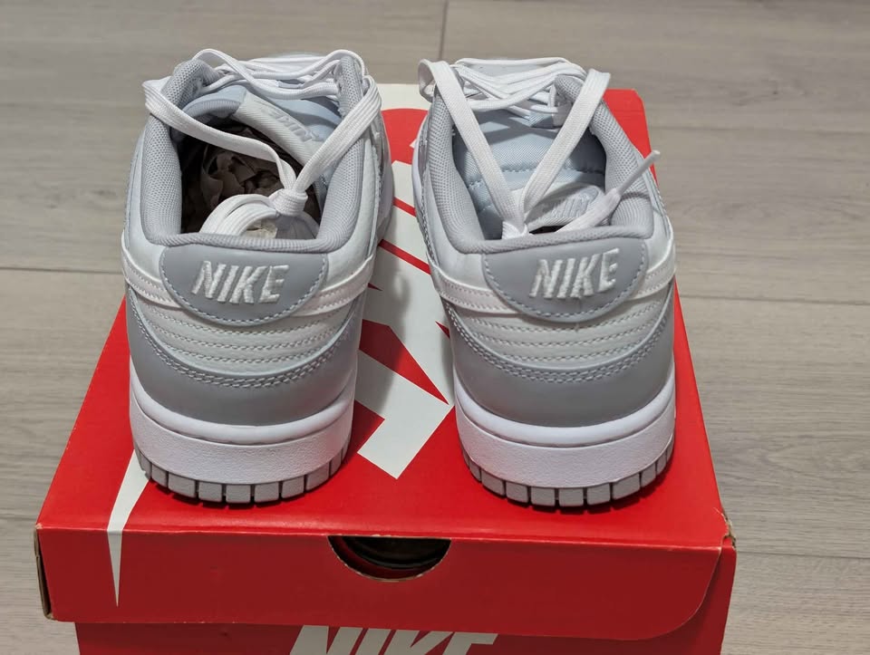 *NEW* Nike "Two Tone" Dunk Low - Size 9.5 - photo 4