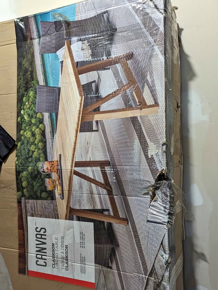 Canvas Clarkson Dining Table