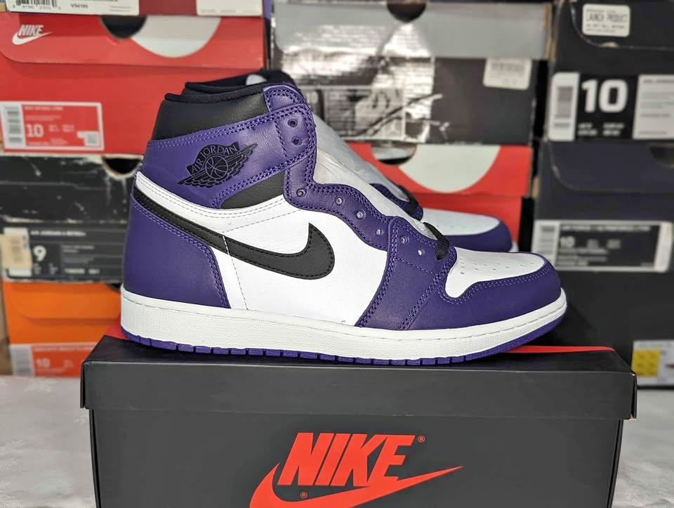 DS Jordan "Court Purple 2.0" 1 OG High - Size 9.5