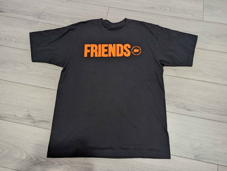 DS Vlone x Fragment "Friends" T-Shirt - photo 2