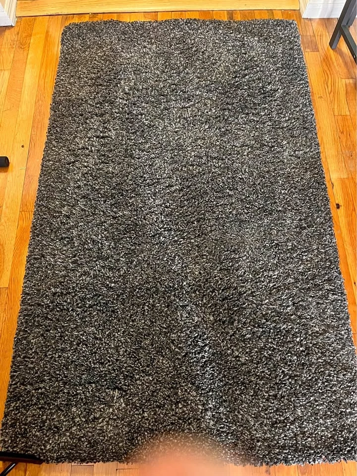 Cozy Shag Rugs – Charcoal Gray and Purple