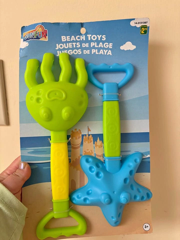 Summer beach or sandbox play tools