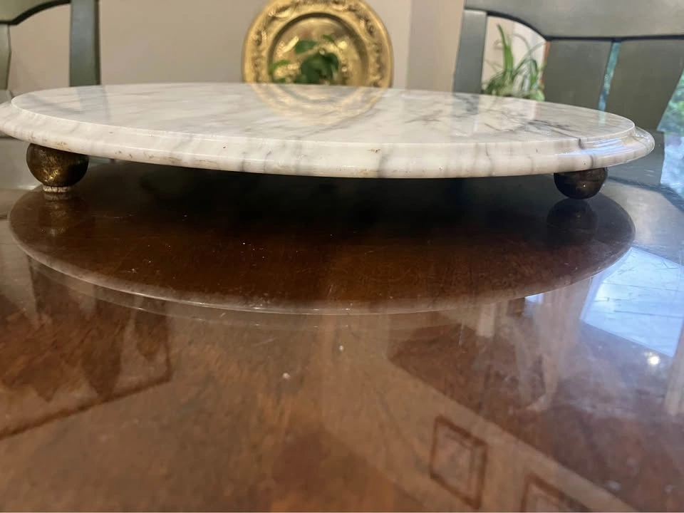 15” Round Marble Pedestal Serving Tray - photo 2