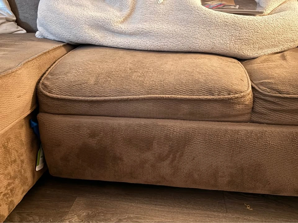 Brown Sectional Sofa + pull out bed - photo 3