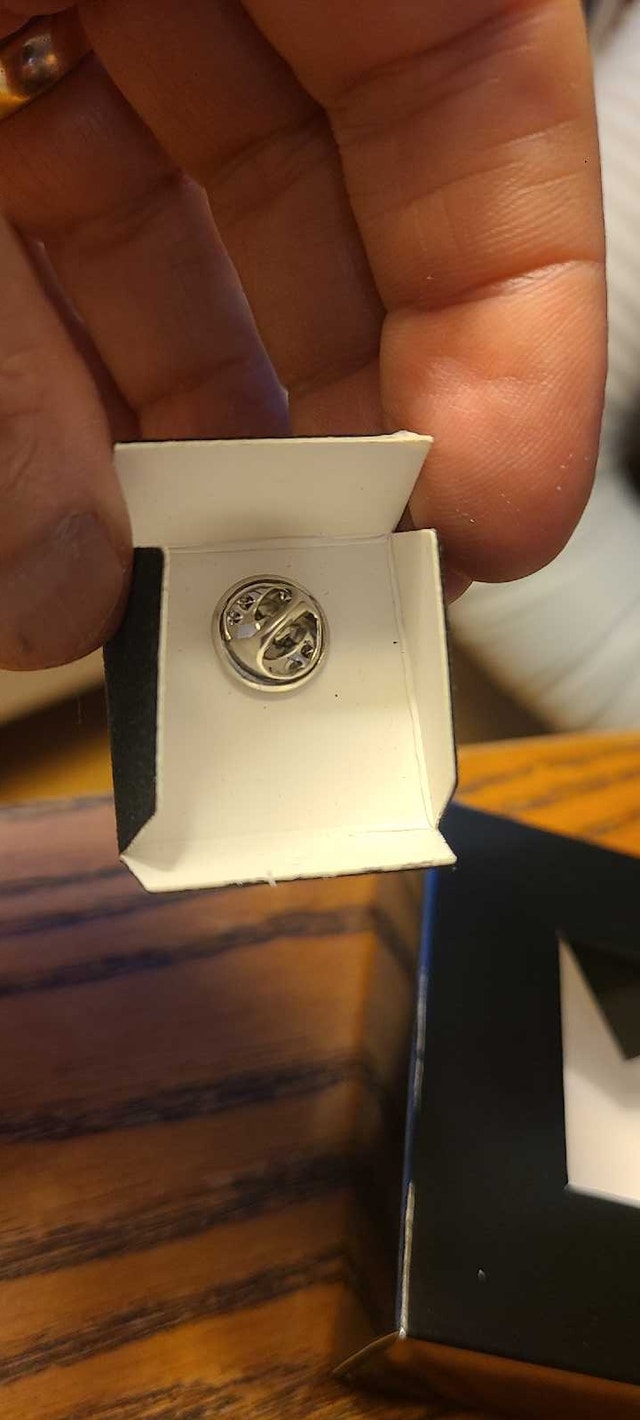 Seiko 100th Anniversary Pin - photo 3
