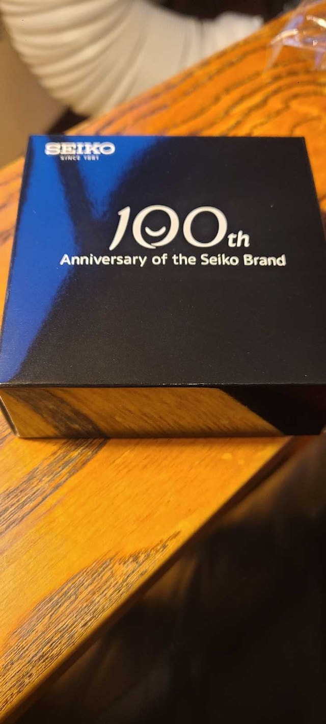 Seiko 100th Anniversary Pin - photo 4